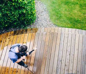 deck pressure washing